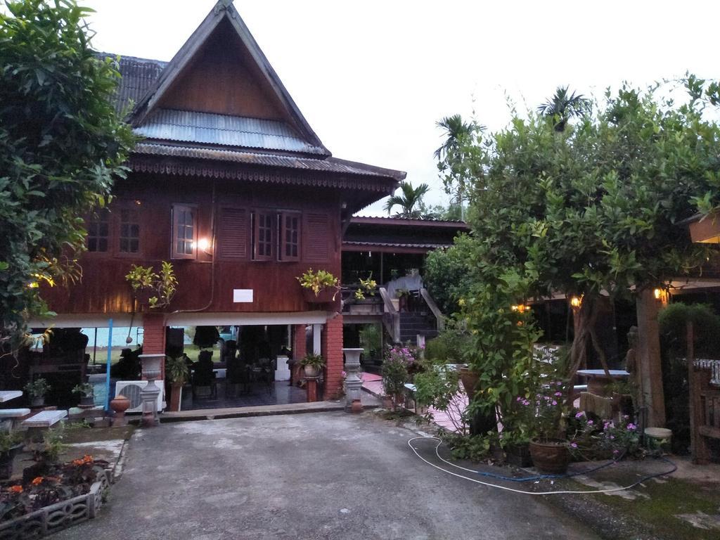 Oui Kaew Homestay Phayao Exteriör bild